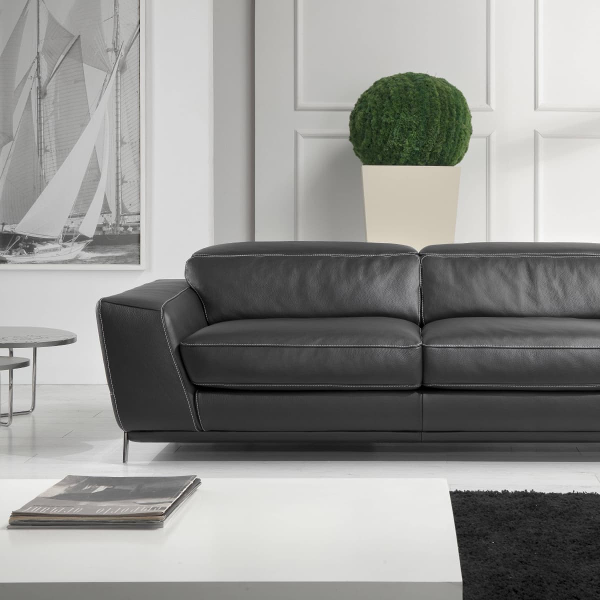 schwarze Couch